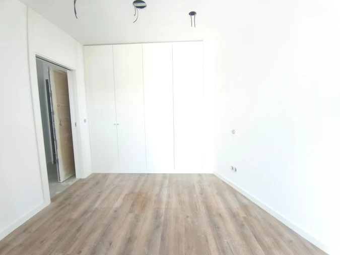 Apartamento T1 para Venda em Aradas Foto 10