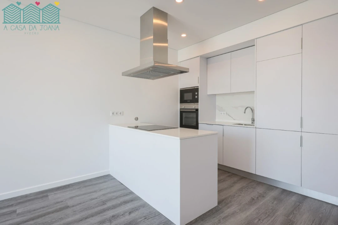 Apartamento T1 para Arrendamento em Glória e Vera Cruz Foto 5