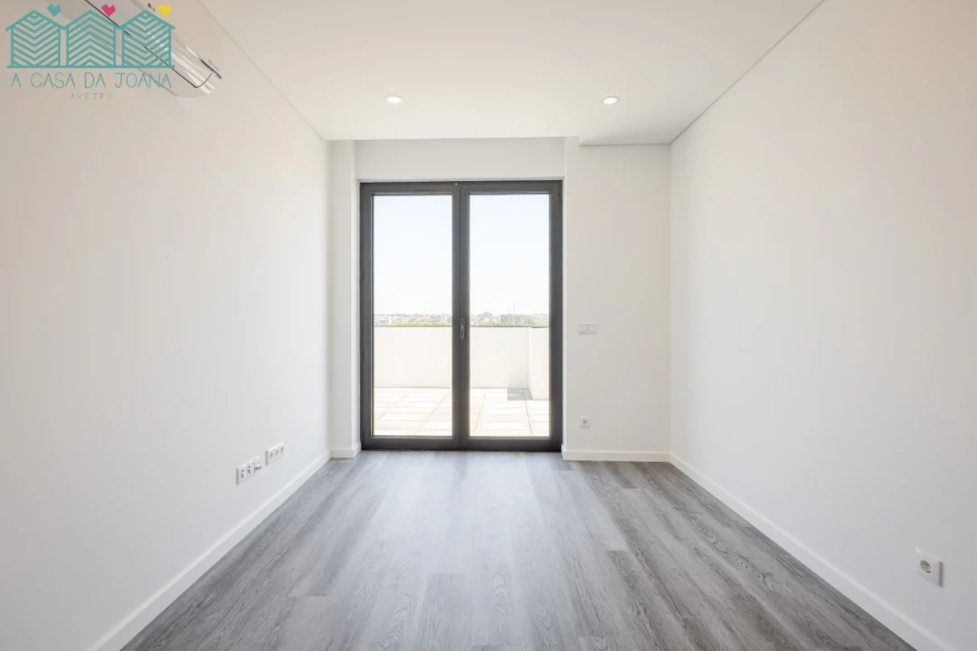 Apartamento T1 para Arrendamento em Glória e Vera Cruz Foto 9
