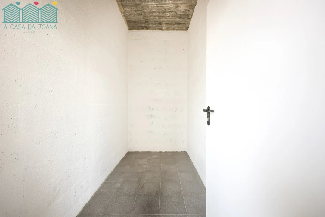 Apartamento T1 para Arrendamento em Glória e Vera Cruz Foto 23