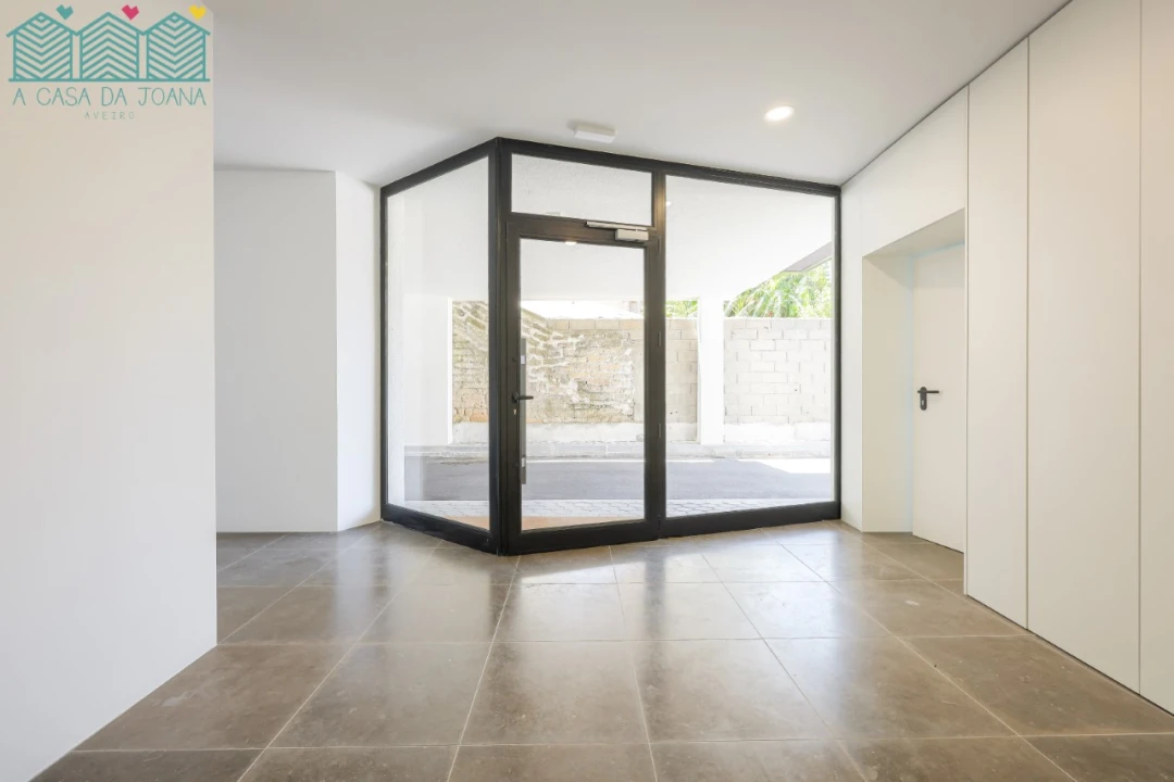 Apartamento T1 para Arrendamento em Glória e Vera Cruz Foto 24