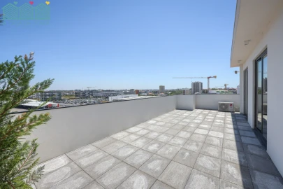 Apartamento T1 para Arrendamento em Glória e Vera Cruz