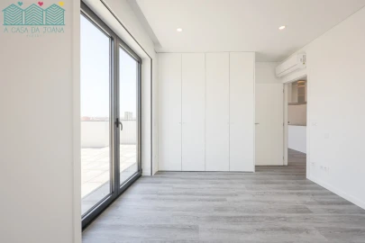 Apartamento T1 para Arrendamento em Glória e Vera Cruz