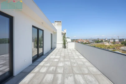 Apartamento T1 para Arrendamento em Glória e Vera Cruz