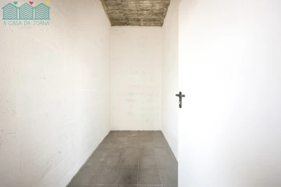 Apartamento T1 para Arrendamento em Glória e Vera Cruz