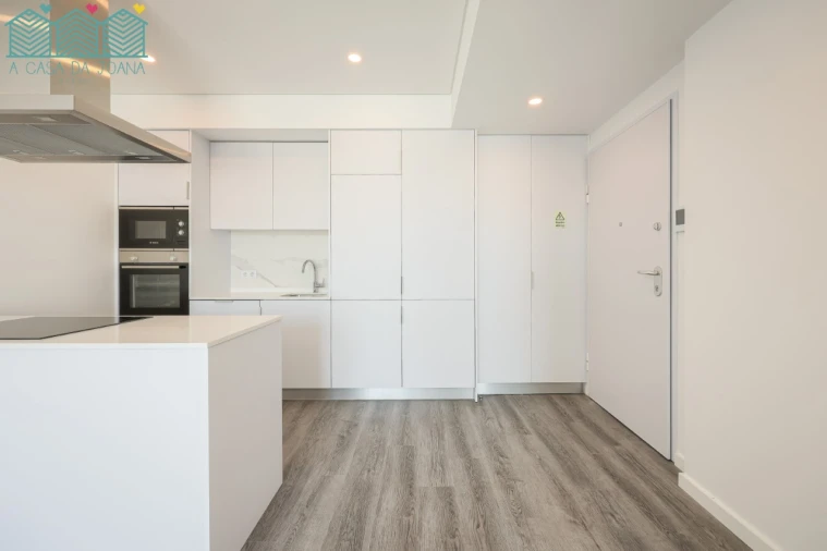 Apartamento T1 para Arrendamento em Glória e Vera Cruz Foto 3