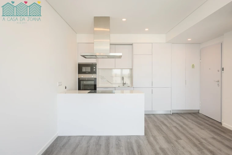 Apartamento T1 para Arrendamento em Glória e Vera Cruz Foto 7