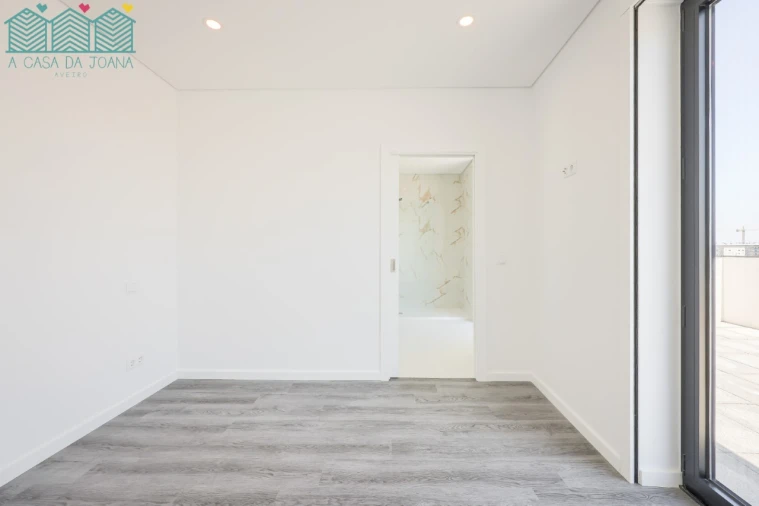 Apartamento T1 para Arrendamento em Glória e Vera Cruz Foto 15