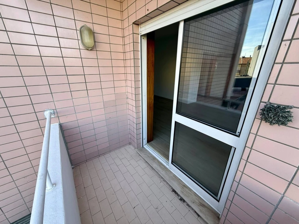 Apartamento T2 para Venda em Rio Tinto Foto 9