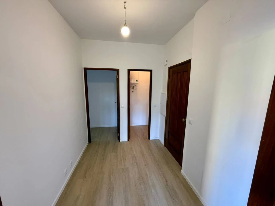 Apartamento T2 para Venda em Rio Tinto Foto 12