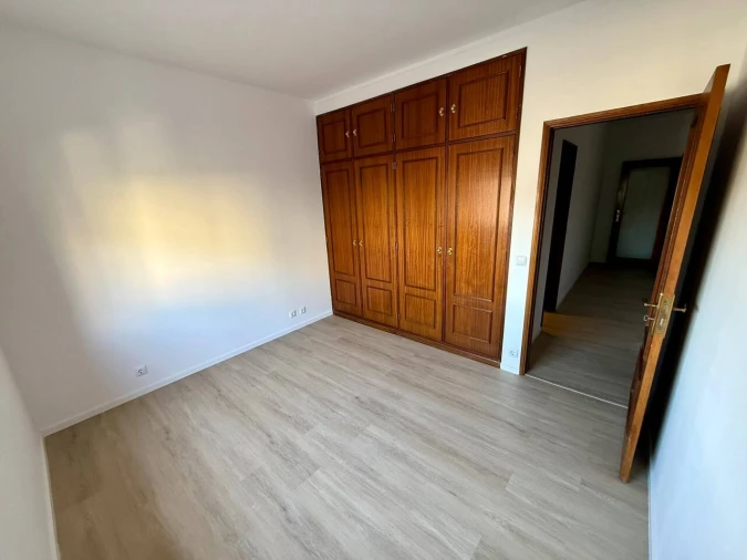 Apartamento T2 para Venda em Rio Tinto Foto 19