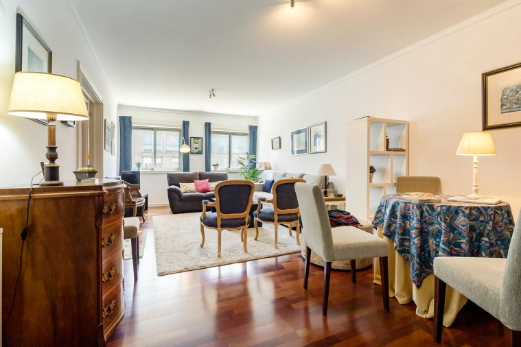 Apartamento T2 para Venda em Avenidas Novas Foto 4