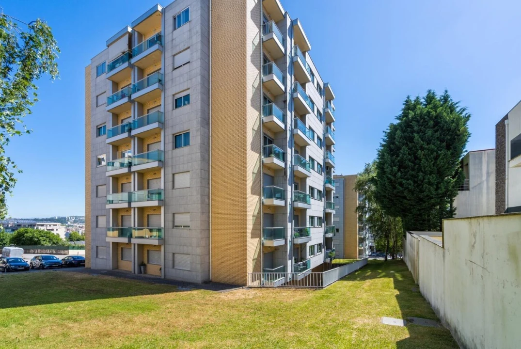 Apartamento T3 para Venda em Nogueira, Fraião e Lamaçães Foto 4