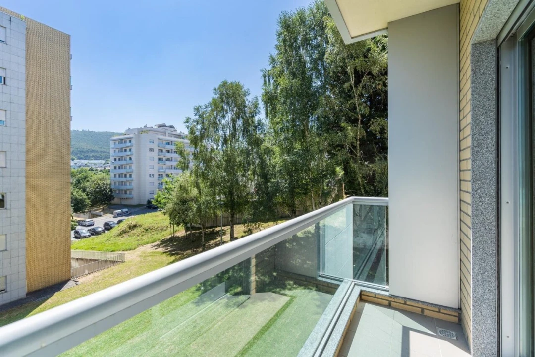 Apartamento T3 para Venda em Nogueira, Fraião e Lamaçães Foto 14