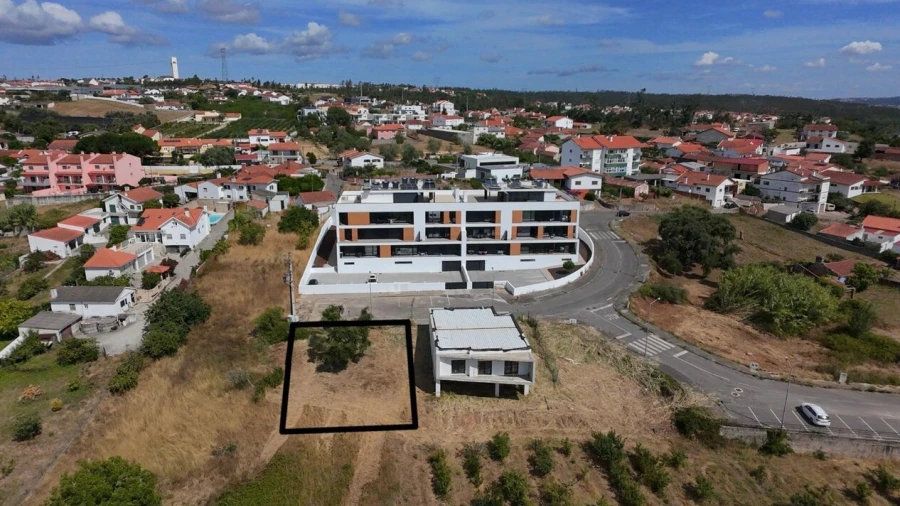 Terreno para Venda em Marrazes e Barosa