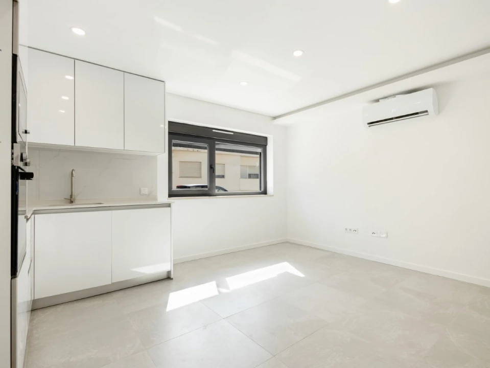 Apartamento T1 para Venda em Buarcos Foto 17
