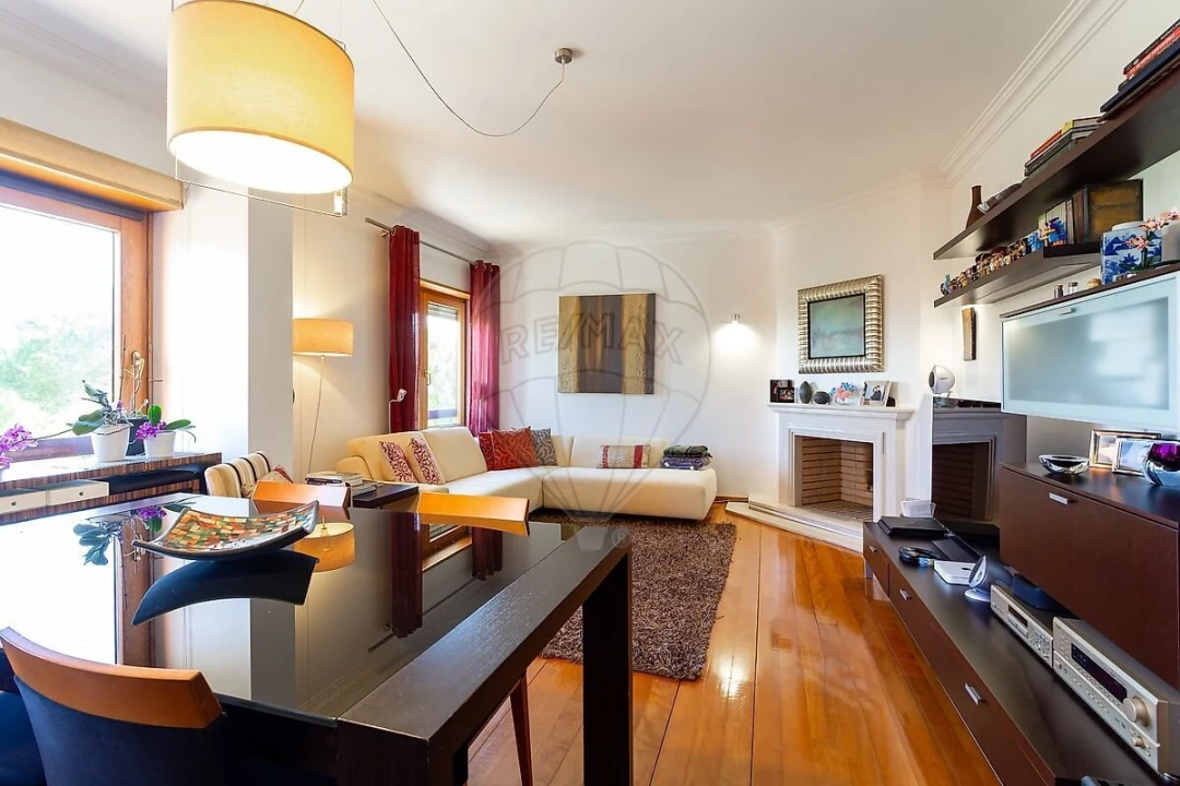 Apartamento T2 para Venda em Oeiras e São Julião da Barra, Paço de Arcos e Caxias Foto 2