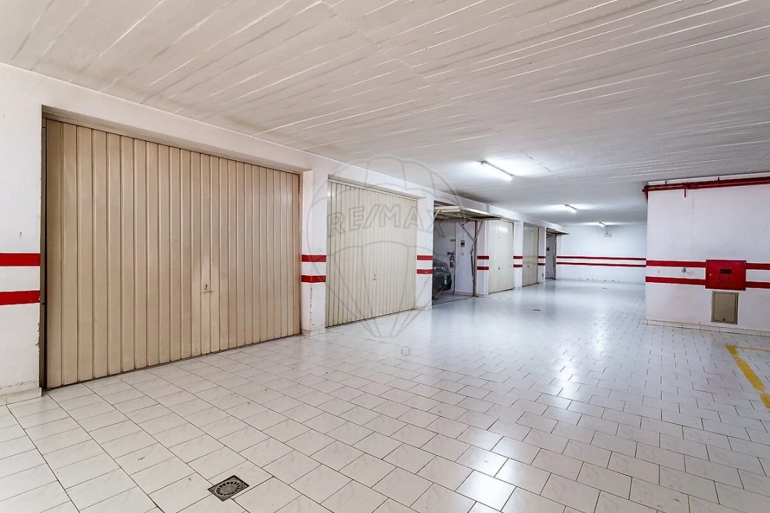 Apartamento T2 para Venda em Oeiras e São Julião da Barra, Paço de Arcos e Caxias Foto 39
