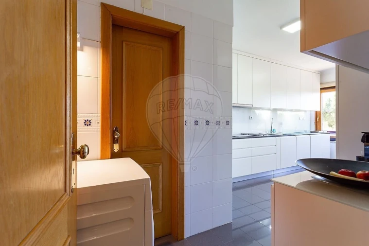 Apartamento T2 para Venda em Oeiras e São Julião da Barra, Paço de Arcos e Caxias Foto 9