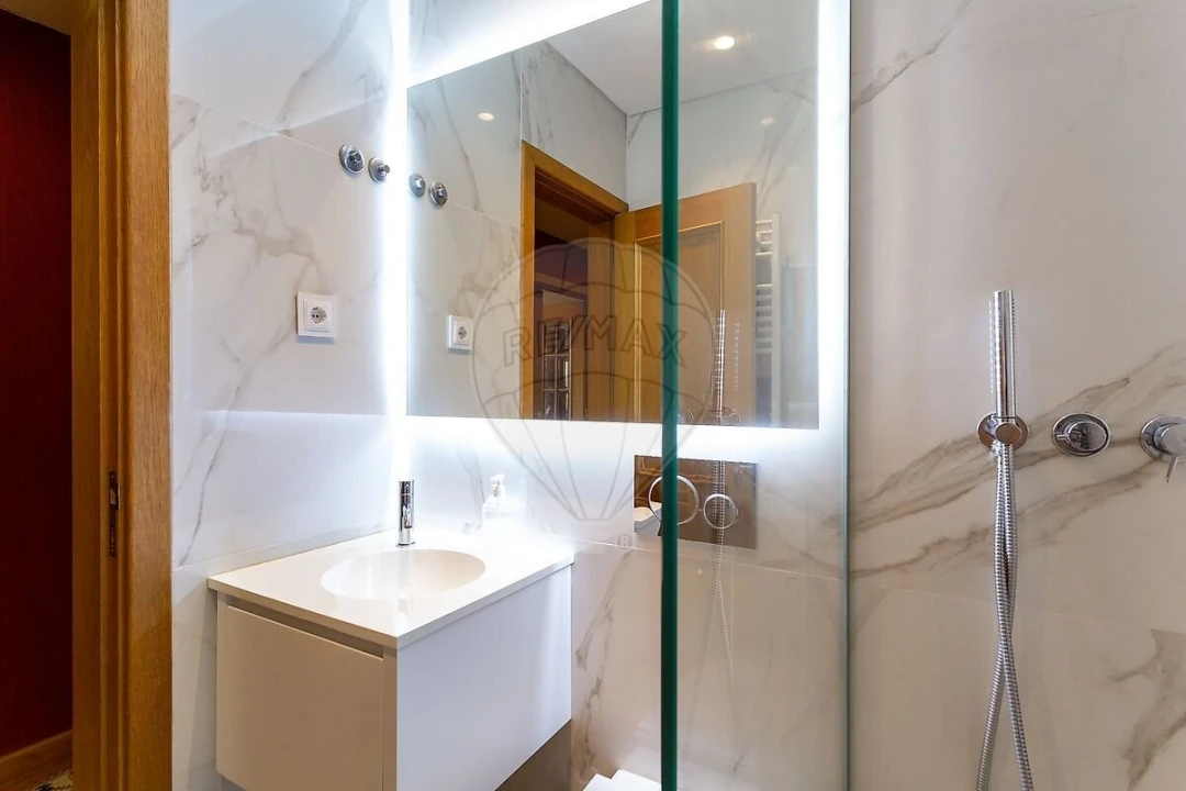 Apartamento T2 para Venda em Oeiras e São Julião da Barra, Paço de Arcos e Caxias Foto 18