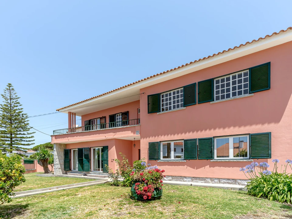 Moradia T8 para Venda em Carcavelos e Parede Foto 1