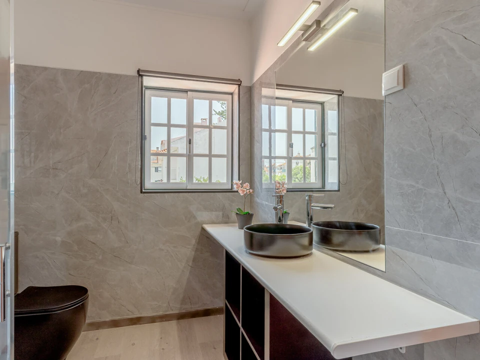 Moradia T8 para Venda em Carcavelos e Parede Foto 43