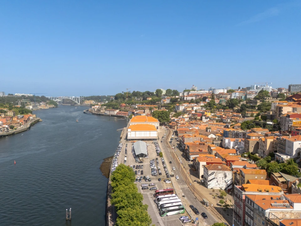 Prédio para Venda em Cedofeita, Santo Ildefonso, Sé, Miragaia, São Nicolau e Vitória Foto 12