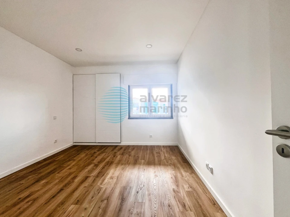 Apartamento T2 para Venda em Lourinhã e Atalaia Foto 10