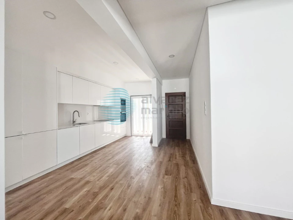 Apartamento T2 para Venda em Lourinhã e Atalaia Foto 2