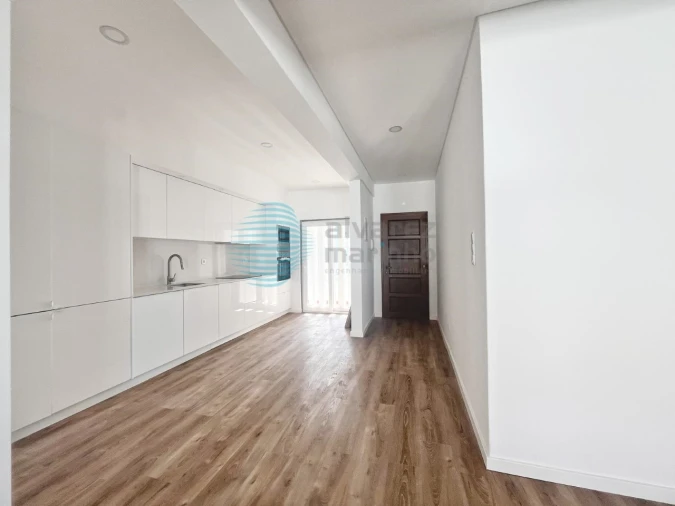 Apartamento T2 para Venda em Lourinhã e Atalaia Foto 2