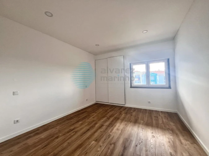 Apartamento T2 para Venda em Lourinhã e Atalaia Foto 10