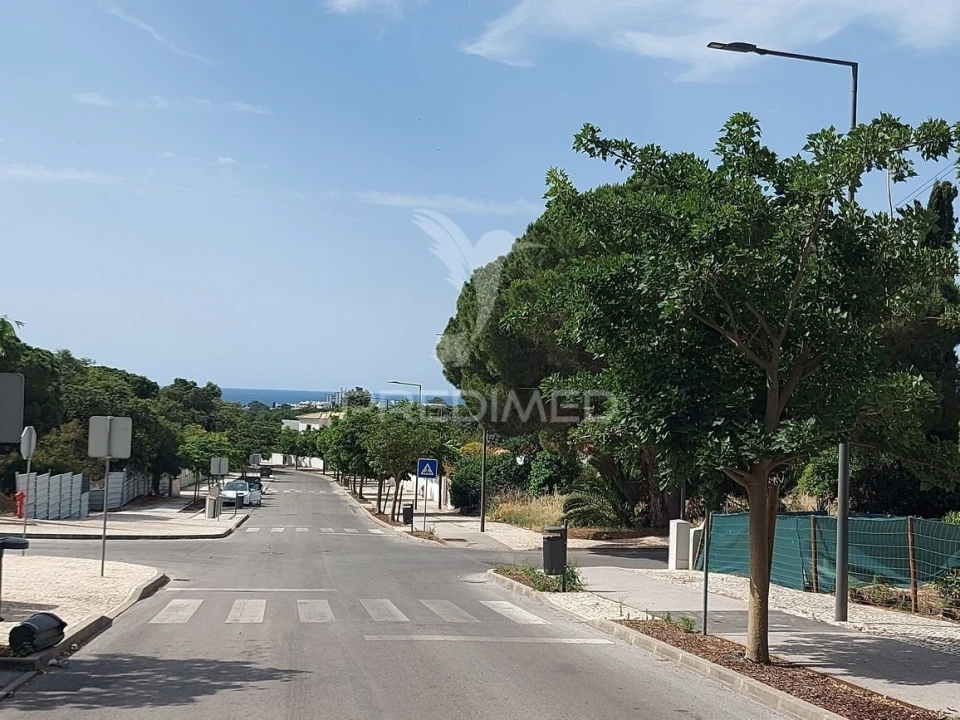 Moradia T3 para Venda em Albufeira e Olhos de Água Foto 32