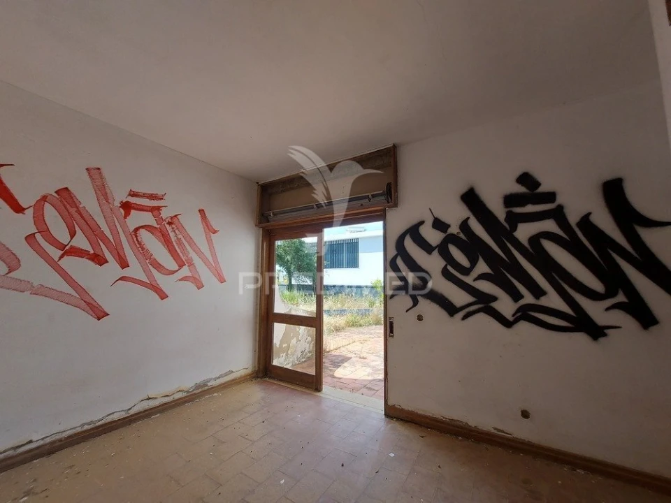 Moradia T3 para Venda em Albufeira e Olhos de Água Foto 23