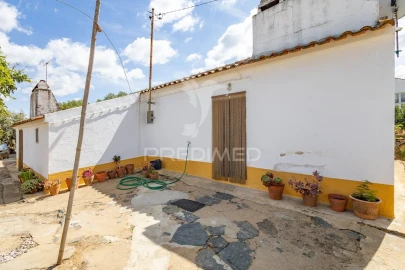Moradia T4 para Venda em São Sebastião da Giesteira e Nossa Senhora da Boa Fé