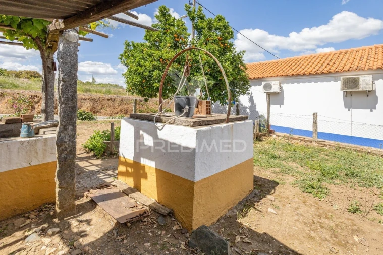 Moradia T4 para Venda em São Sebastião da Giesteira e Nossa Senhora da Boa Fé Foto 6