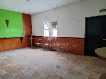 Armazém para Venda em Alcanede