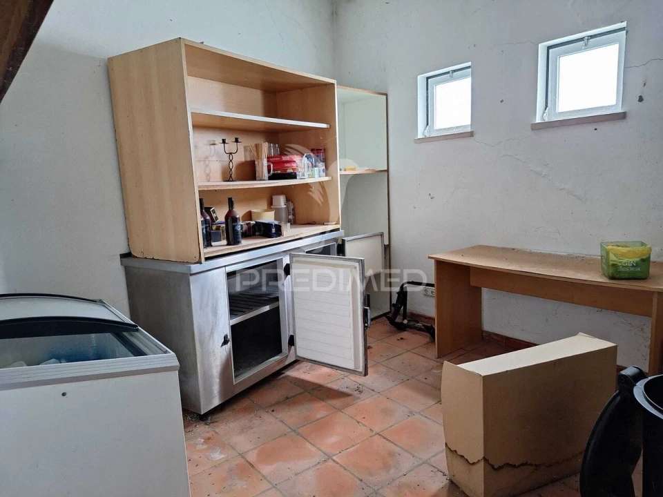 Armazém para Venda em Alcanede Foto 6