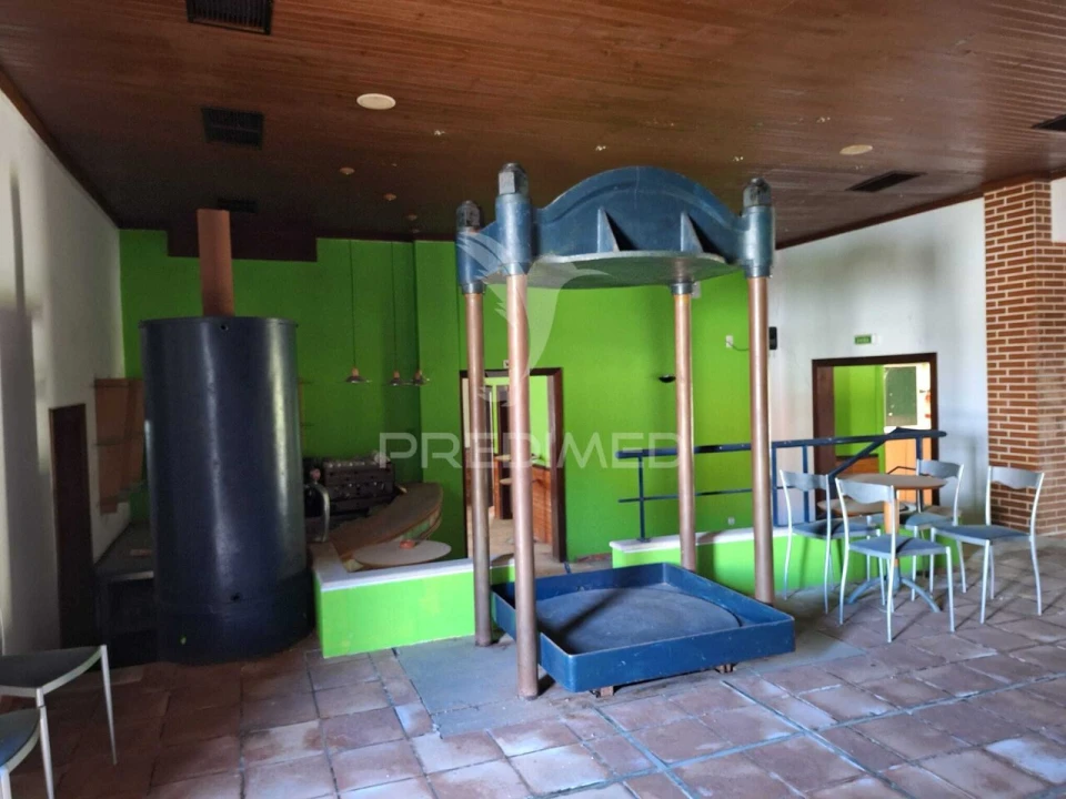 Armazém para Venda em Alcanede Foto 4