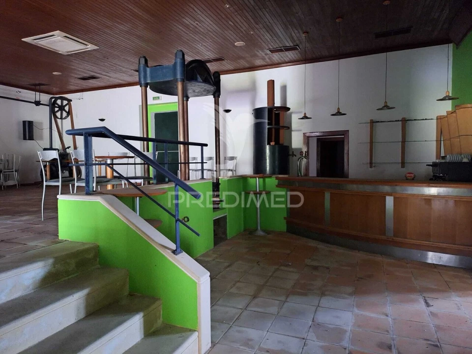 Armazém para Venda em Alcanede Foto 9