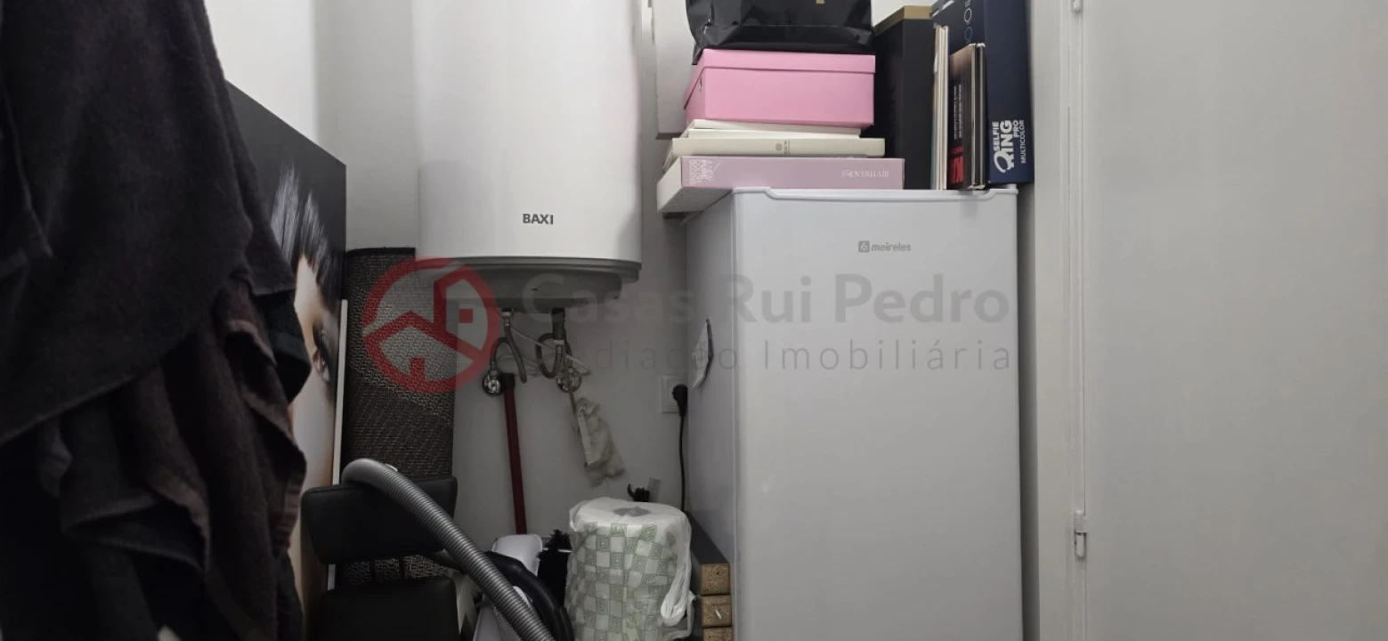 Loja para Venda em Corroios Foto 13
