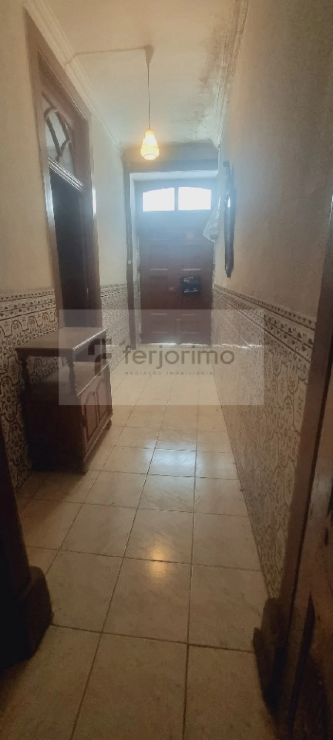 Prédio para Venda em Oliveira, São Paio e São Sebastião Foto 8
