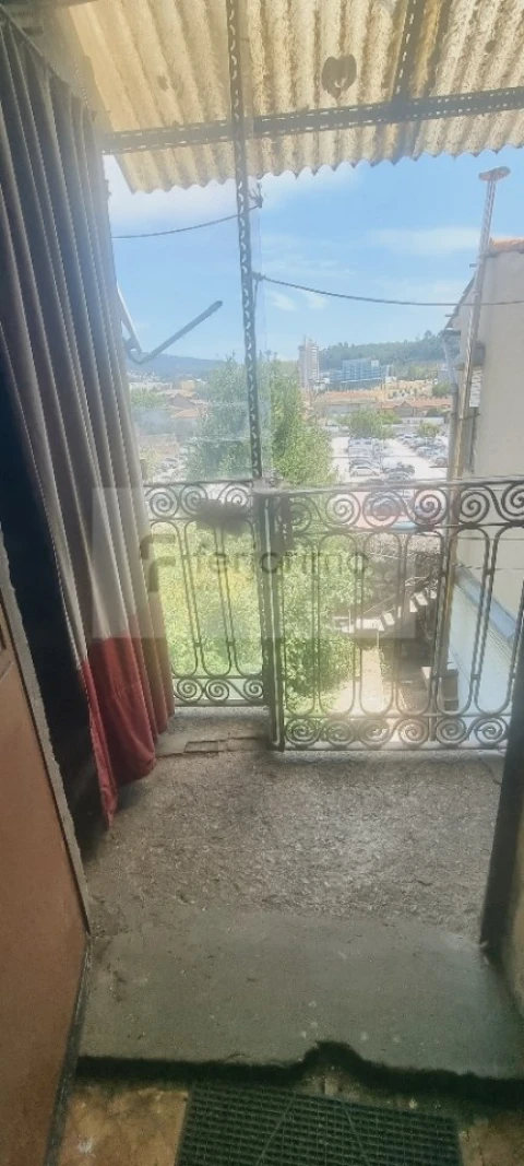 Prédio para Venda em Oliveira, São Paio e São Sebastião