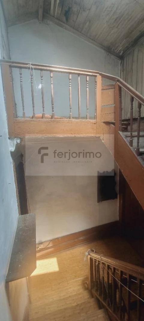 Prédio para Venda em Oliveira, São Paio e São Sebastião