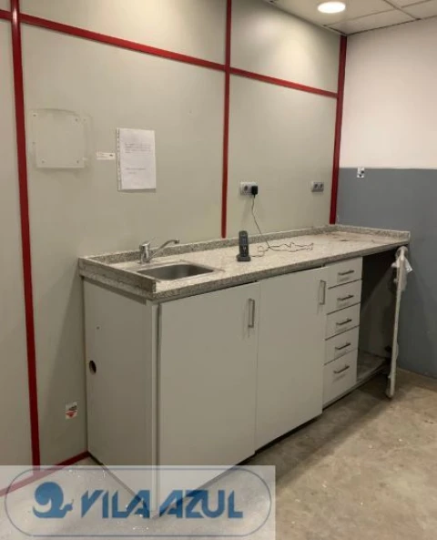 Armazém para Arrendamento em Moreira