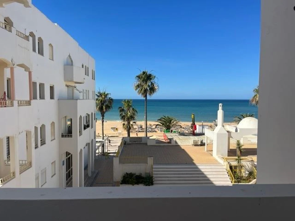 Apartamento T2 para Venda em Quarteira Foto 1