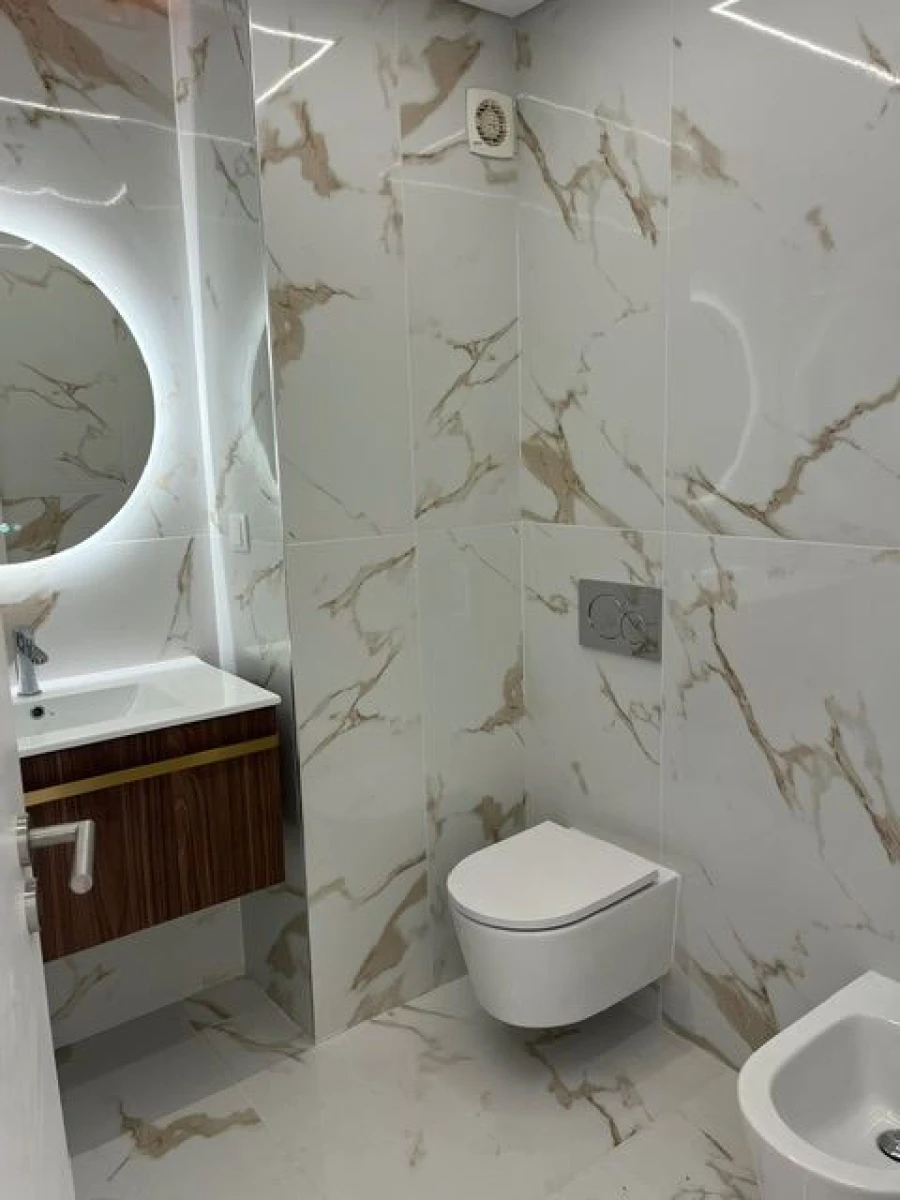 Apartamento T2 para Venda em Quarteira Foto 5
