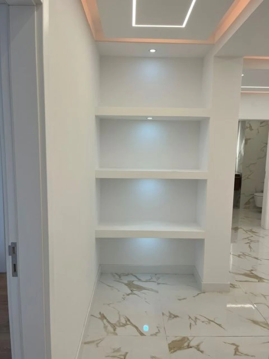 Apartamento T2 para Venda em Quarteira Foto 6