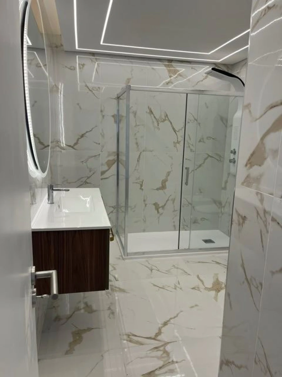 Apartamento T2 para Venda em Quarteira Foto 8