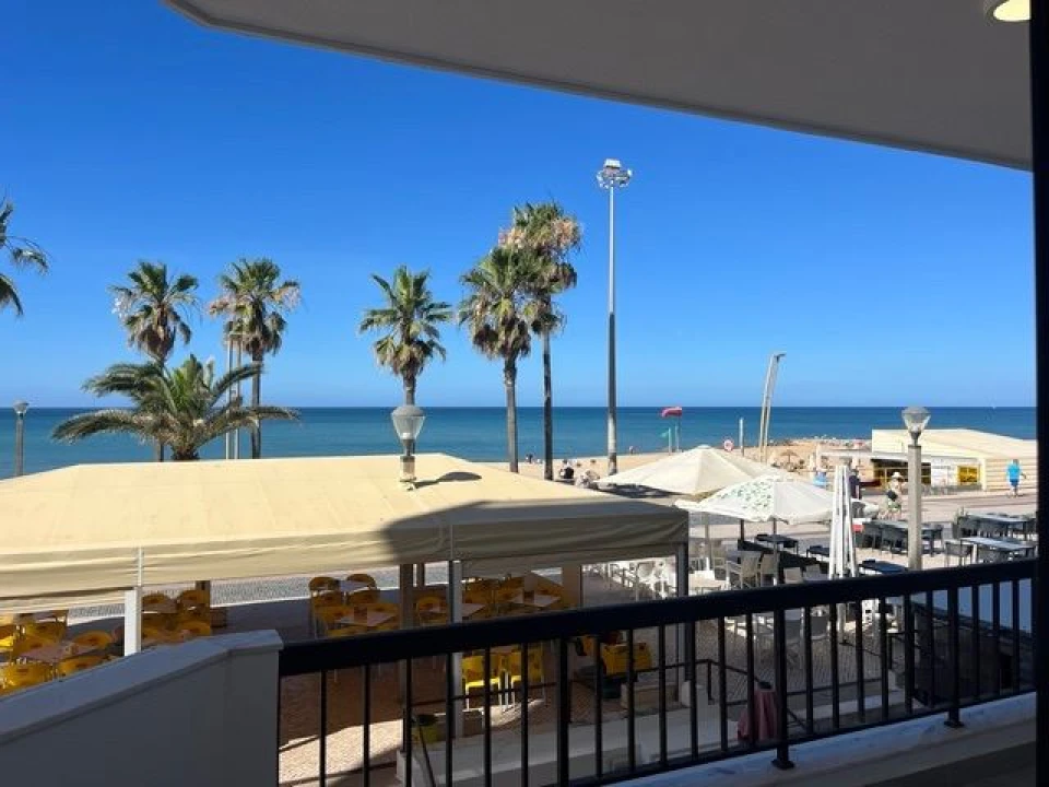 Apartamento T3 para Venda em Quarteira Foto 1