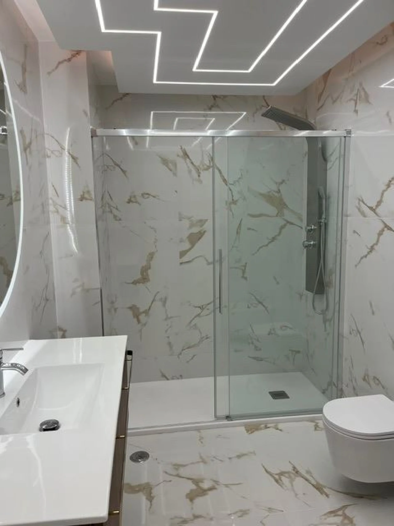 Apartamento T3 para Venda em Quarteira Foto 7